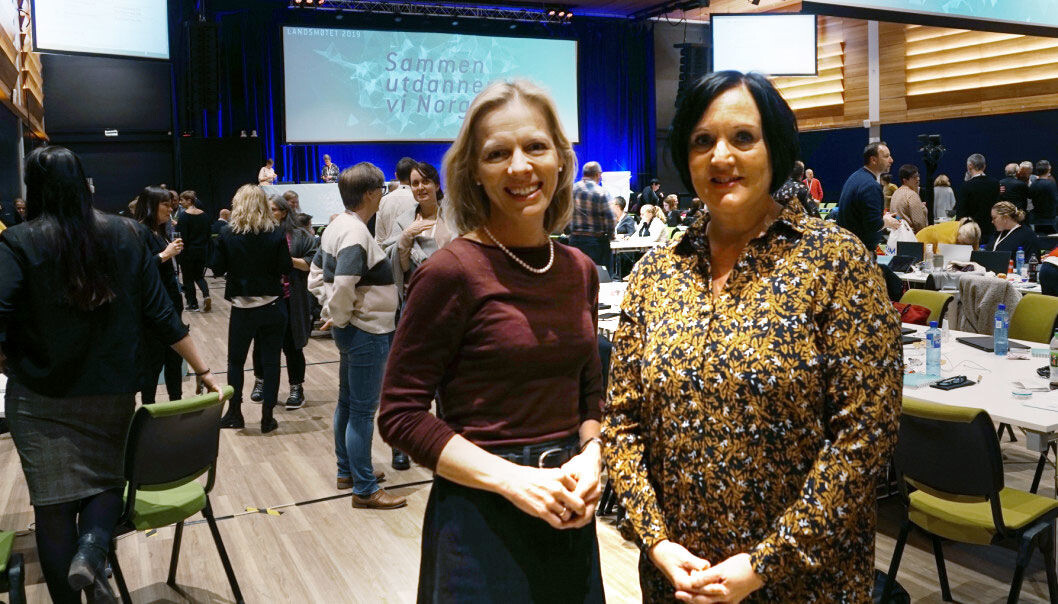 Marte Gerhardsen, direktør i Utdanningsetaten i Oslo, og Aina Skjefstad Andersen, fylkesleder i Oslo, er opptatt av å lytte til hverandre for å få til både bedre ytringskultur og god integrering i Osloskolen. Foto: Marianne Ruud Marte Gerhardsen, direktør i Utdanningsetaten i Oslo, og Aina Skjefstad Andersen, fylkesleder i Oslo, er opptatt av å lytte til hverandre for å få til både bedre ytringskultur og god integrering i Osloskolen. Foto: Marianne Ruud