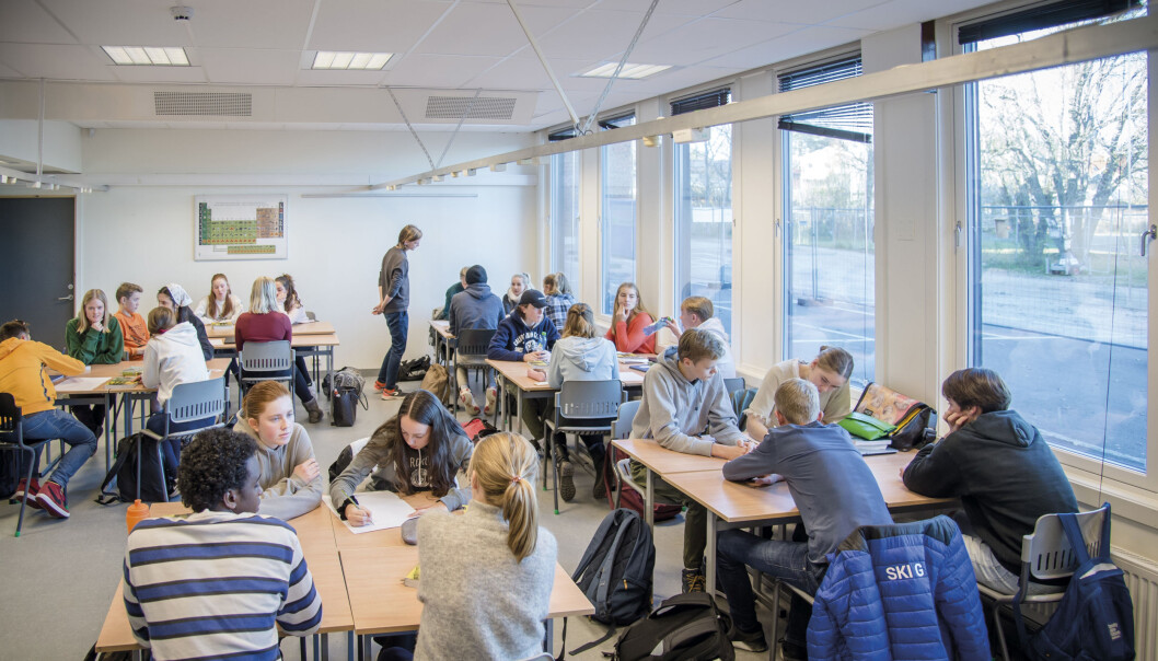 Ved Ski videregående skole trekkes klima-påvirkning inn i de fleste fag. Her drøfter elevene hvorvidt klimaendringer er menneskeskapte. <br>Foto: Joakim S. Enger Ved Ski videregående skole trekkes klima-påvirkning inn i de fleste fag. Her drøfter elevene hvorvidt klimaendringer er menneskeskapte. <br>Foto: Joakim S. Enger