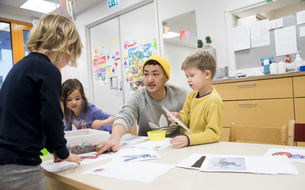 Frank Aleksander Bræin, leder i Pedagogstudentene, på jobb som barnehagelærer i 2017. Foto: Erik M. Sundt. Frank Aleksander Bræin, leder i Pedagogstudentene, på jobb som barnehagelærer i 2017. Foto: Erik M. Sundt.