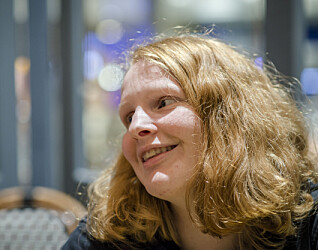 Maja (16) har av og til så mange tanker inne i hodet at det ikke finnes ord for det hun tenker. Maja (16) har av og til så mange tanker inne i hodet at det ikke finnes ord for det hun tenker.