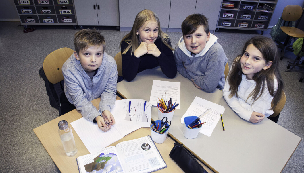 Elevene har ulikt syn på leksefri skole. Fra venstre: Aleksander, Guro, Magnus og Lilja. Elevene har ulikt syn på leksefri skole. Fra venstre: Aleksander, Guro, Magnus og Lilja.