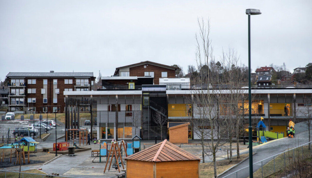 Trondheim kommune har vedtatt at Gnist Trøa barnehage må stenge, mens eierne mener vedtaket er uriktig og urimelig. Trondheim kommune har vedtatt at Gnist Trøa barnehage må stenge, mens eierne mener vedtaket er uriktig og urimelig.