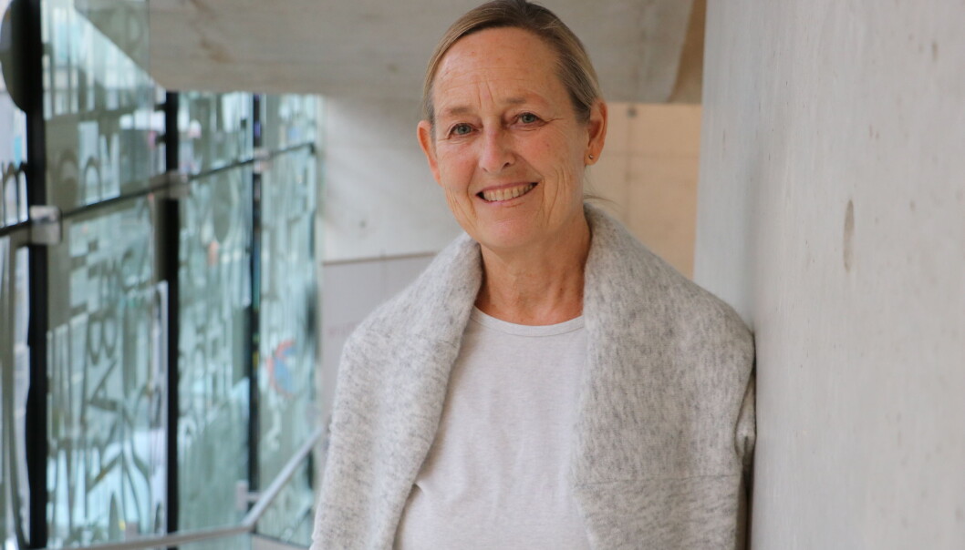 Barn har mange måter å snakke på. Det trenger ikke være ord, men kan være blikk, bevegelser og ulike typer atferd, ifølge sosionom Siri Søftestad. Barn har mange måter å snakke på. Det trenger ikke være ord, men kan være blikk, bevegelser og ulike typer atferd, ifølge sosionom Siri Søftestad.