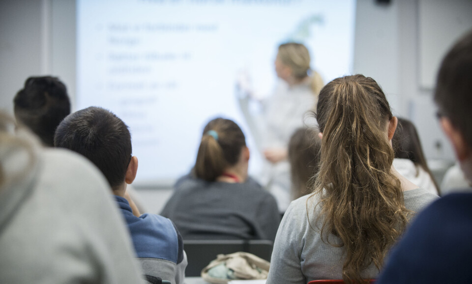Mangelen på respekt for skole og lærere har ikke oppstått på grunn av mangel på evne til å «sette seg i respekt»