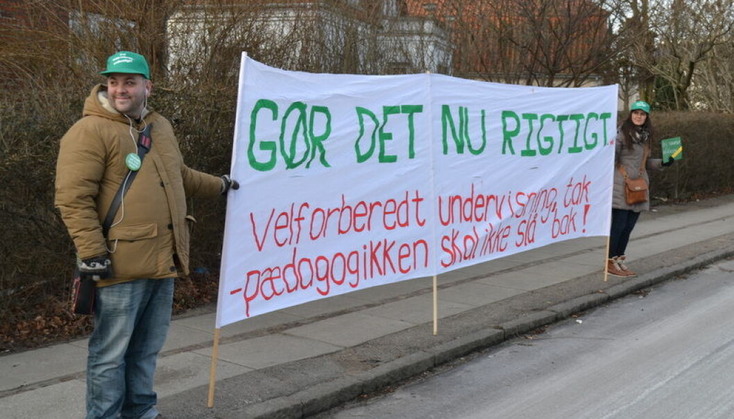 En av de mange lærerdemonstrasjonene under konflikten i Danmark i 2013. En av de mange lærerdemonstrasjonene under konflikten i Danmark i 2013.