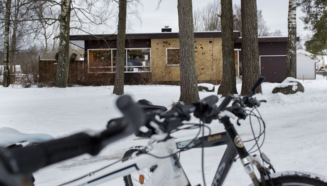 Ekholt 1-10 skole har fremdeles elever som får over halvparten av sin undervisning i en spesialavdeling i den gamle vaktmesterboligen. Foto: Tom-Egil Jensen. Ekholt 1-10 skole har fremdeles elever som får over halvparten av sin undervisning i en spesialavdeling i den gamle vaktmesterboligen. Foto: Tom-Egil Jensen.