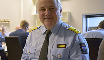 En fornøyd fengselsdirektør Are Høiland skryter av maten hans innsatte og ansatte serverer ham i Ærlig Mat. En fornøyd fengselsdirektør Are Høiland skryter av maten hans innsatte og ansatte serverer ham i Ærlig Mat.