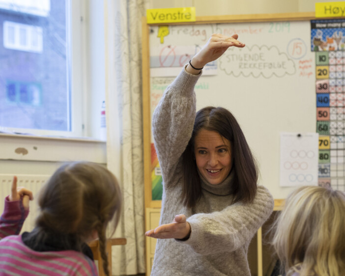 – Hvis jeg hadde vært en del av kjøp og salg, hadde jeg vært forbaska rik, sier lærer Anne Marte N. Sandnes. – Hvis jeg hadde vært en del av kjøp og salg, hadde jeg vært forbaska rik, sier lærer Anne Marte N. Sandnes.