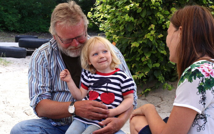 Pedagog Kjell Jensen får lære samspill med barna.