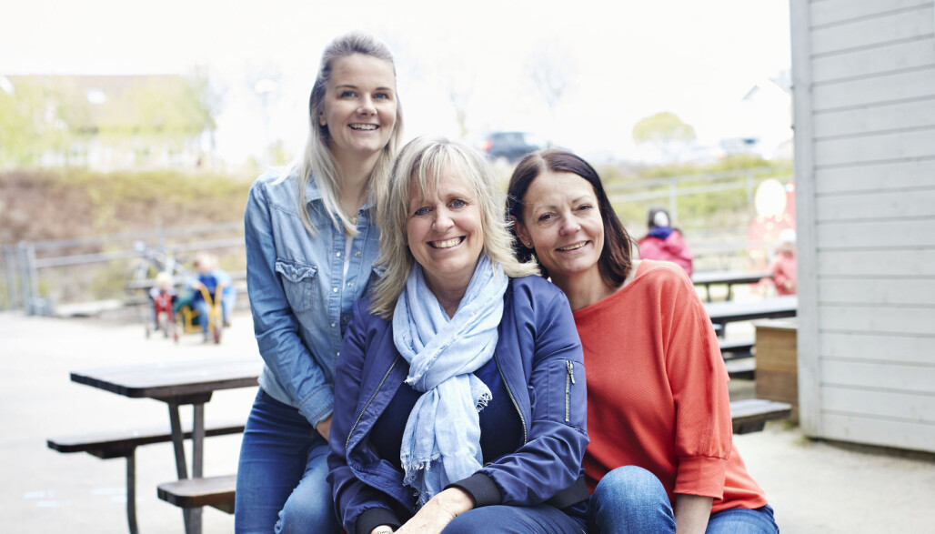 TRYGGERE: De ansatte oppdager flere overgrep enn før og er blitt tryggere på å snakke med barna etter at de har øvd på vanskelige samtaler, forteller språkpedagog Hanne Holm i Linbråten barnehage (t.v.) og styrer Ann- Christin Veseth og pedagogisk leder Linda Hermansen i Asak barnehage. TRYGGERE: De ansatte oppdager flere overgrep enn før og er blitt tryggere på å snakke med barna etter at de har øvd på vanskelige samtaler, forteller språkpedagog Hanne Holm i Linbråten barnehage (t.v.) og styrer Ann- Christin Veseth og pedagogisk leder Linda Hermansen i Asak barnehage.