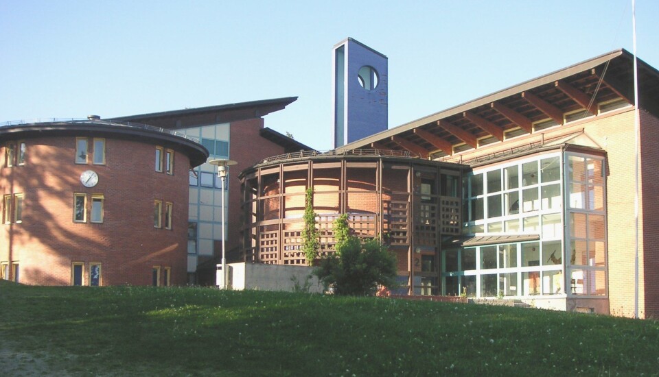 Midtstuen skole. Midtstuen skole.