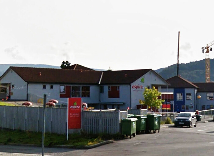 Espira Rå barnehage i Bergen har rundt 250 barnehageplasser og sju millioner kroner i årlig husleie. Foto: Google.
