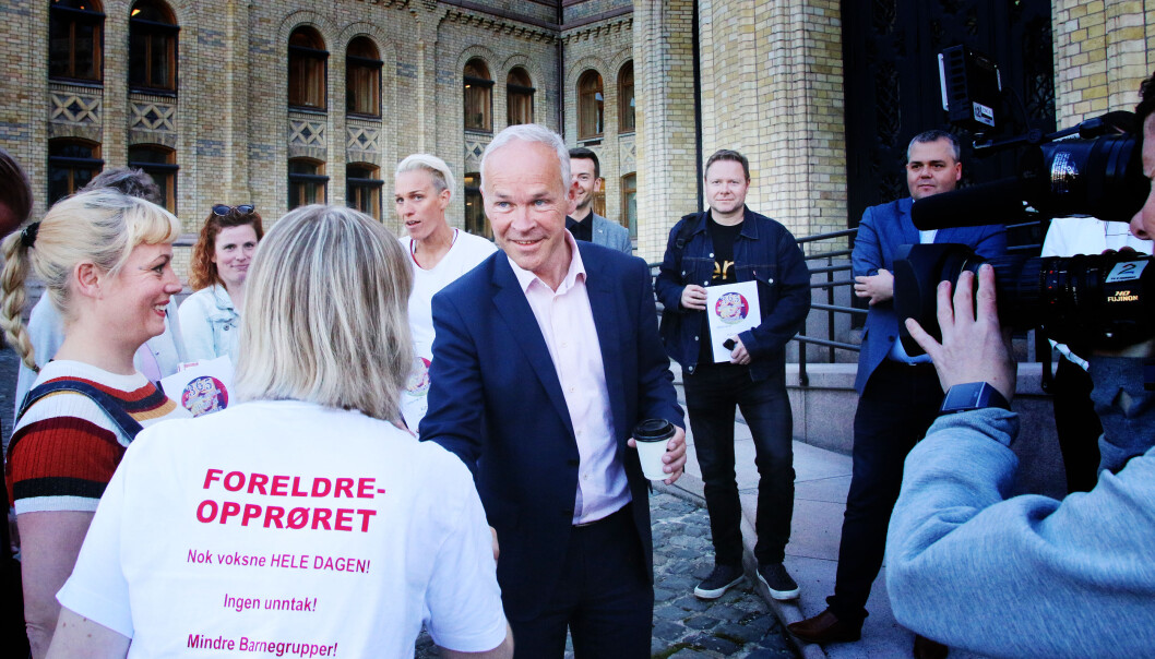 Barnehageopprøret og Foreldreopprøret har skapt mye oppmerksomhet om bemanning barnehagene. Her møter de daværende kunnskapsminister Jan Tore Sanner i 2018. Barnehageopprøret og Foreldreopprøret har skapt mye oppmerksomhet om bemanning barnehagene. Her møter de daværende kunnskapsminister Jan Tore Sanner i 2018.