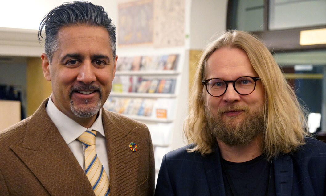 Abid Raja og Aslak Sira Myhre åpnet utstillingen «Opplyst» 27. februar. Abid Raja og Aslak Sira Myhre åpnet utstillingen «Opplyst» 27. februar.