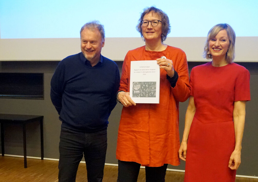Byrådsleder i Oslo Raymond Johansen (Ap), Utvalgsleder og NIFU-forsker Berit Lødding og skolebyråd Inga Marte Thorkildsen (SV). Byrådsleder i Oslo Raymond Johansen (Ap), Utvalgsleder og NIFU-forsker Berit Lødding og skolebyråd Inga Marte Thorkildsen (SV).