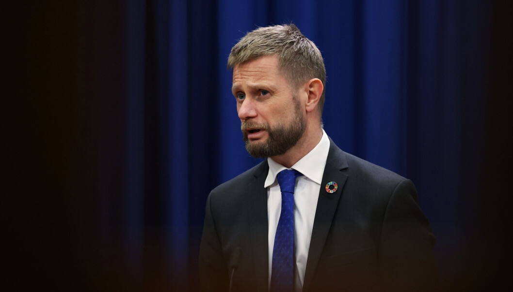 Helseminister Bent Høie (H). Helseminister Bent Høie (H).