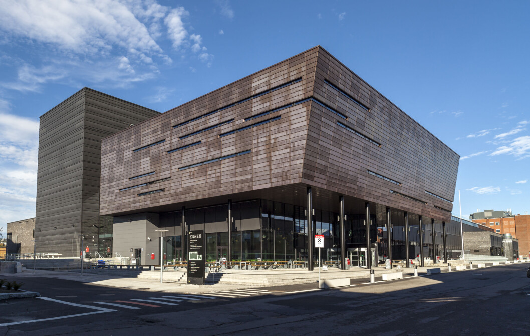 Kuben yrkesarena i Oslo har ikke plass til elektrofagelevene, advarer lærere, LO og NHO. Foto: Svein Nordrum / NTB scanpix Kuben yrkesarena i Oslo har ikke plass til elektrofagelevene, advarer lærere, LO og NHO. Foto: Svein Nordrum / NTB scanpix