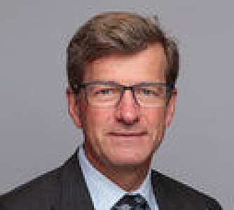 Rektor Geir Lindblad. Rektor Geir Lindblad.