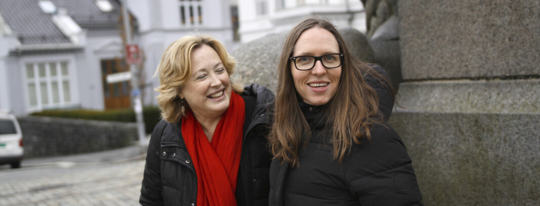 Barbara Wason (venstre) og Cecilie Hansen ved SLATE opplever at lærere ønsker programmer som kan bidra til læring, men det de har til rådighet er ofte bare ment for terping og pugging. Foto: Bedre Skole