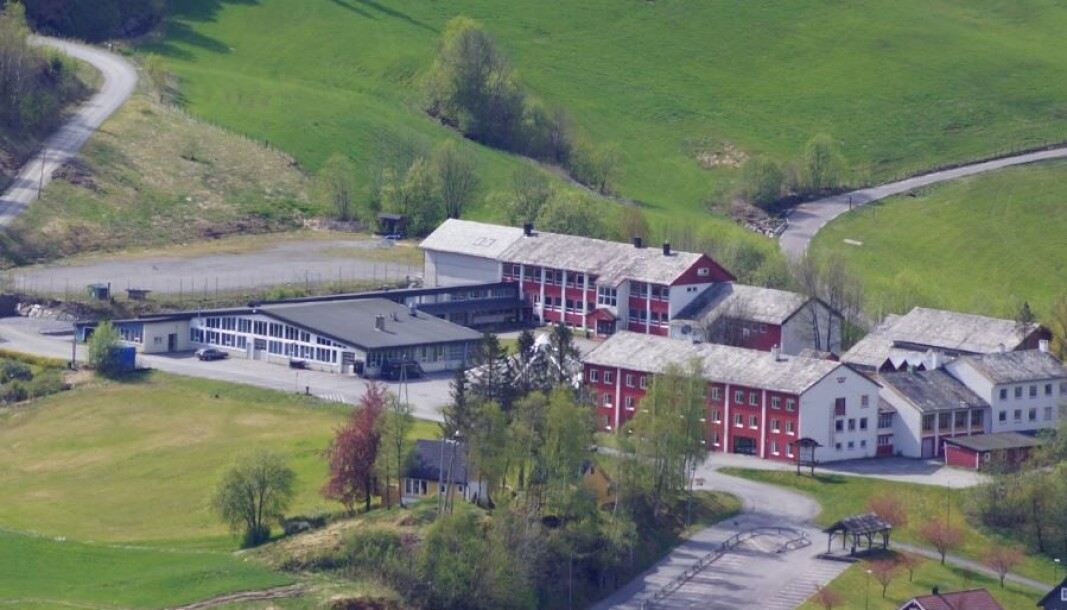 Kvam videregåande skule, avdeling Norheimsund er stengt i tre dager. Kvam videregåande skule, avdeling Norheimsund er stengt i tre dager.