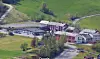 koronasmittet-person-festet-med-elever-stenger-skole