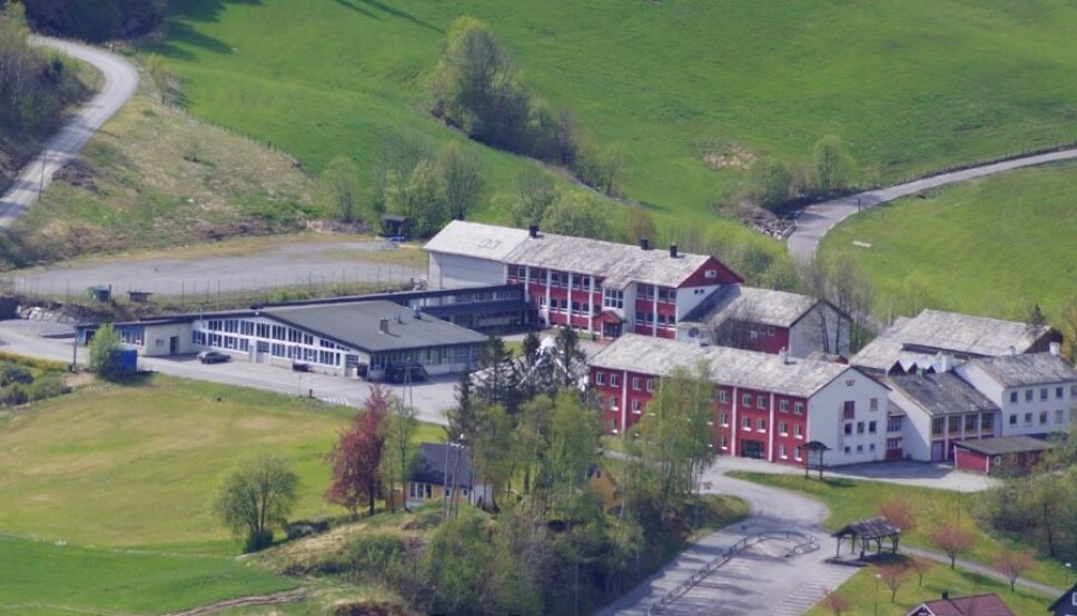 Koronasmittet Person Festet Med Elever Stenger Skole koronasmittet-person-festet-med-elever-stenger-skole
