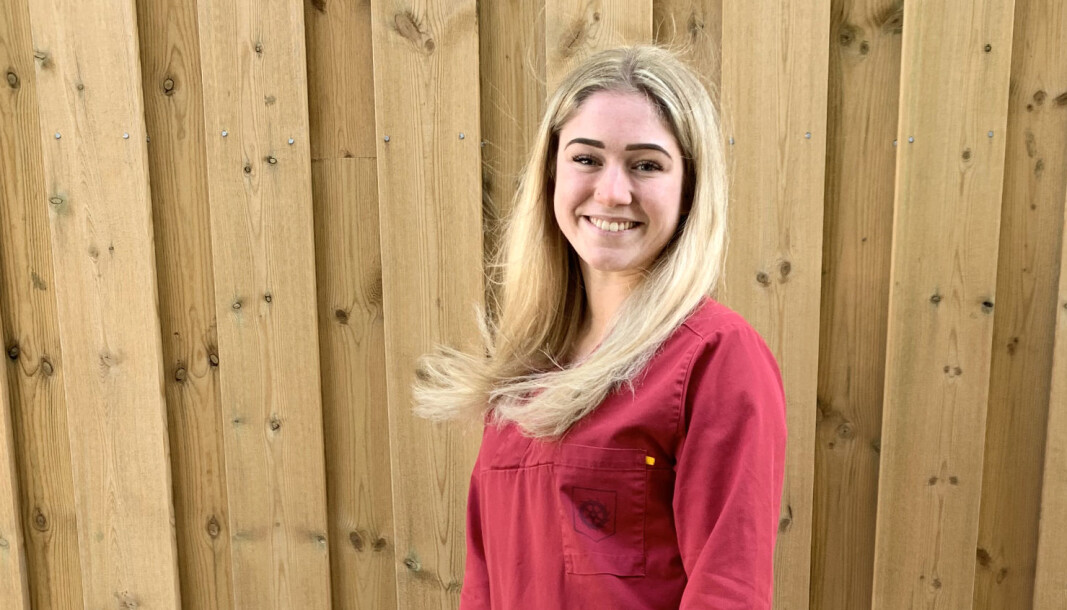 Emilie Bals er helsefaglærling på Lørenskog sykehjem, og vil bli sykepleier. Emilie Bals er helsefaglærling på Lørenskog sykehjem, og vil bli sykepleier.