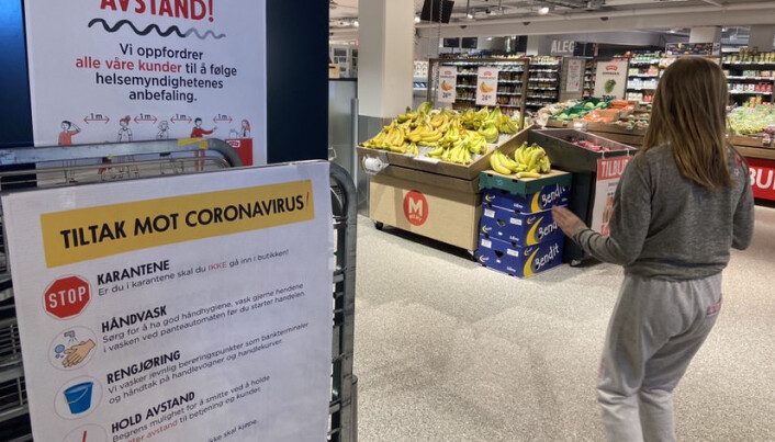 Butikkene innførte avstandskrav og håndvask i forbindelse med korona-epidemien. Butikkene innførte avstandskrav og håndvask i forbindelse med korona-epidemien.