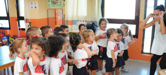 Victoria (4) lærer fire språk i barnehagen