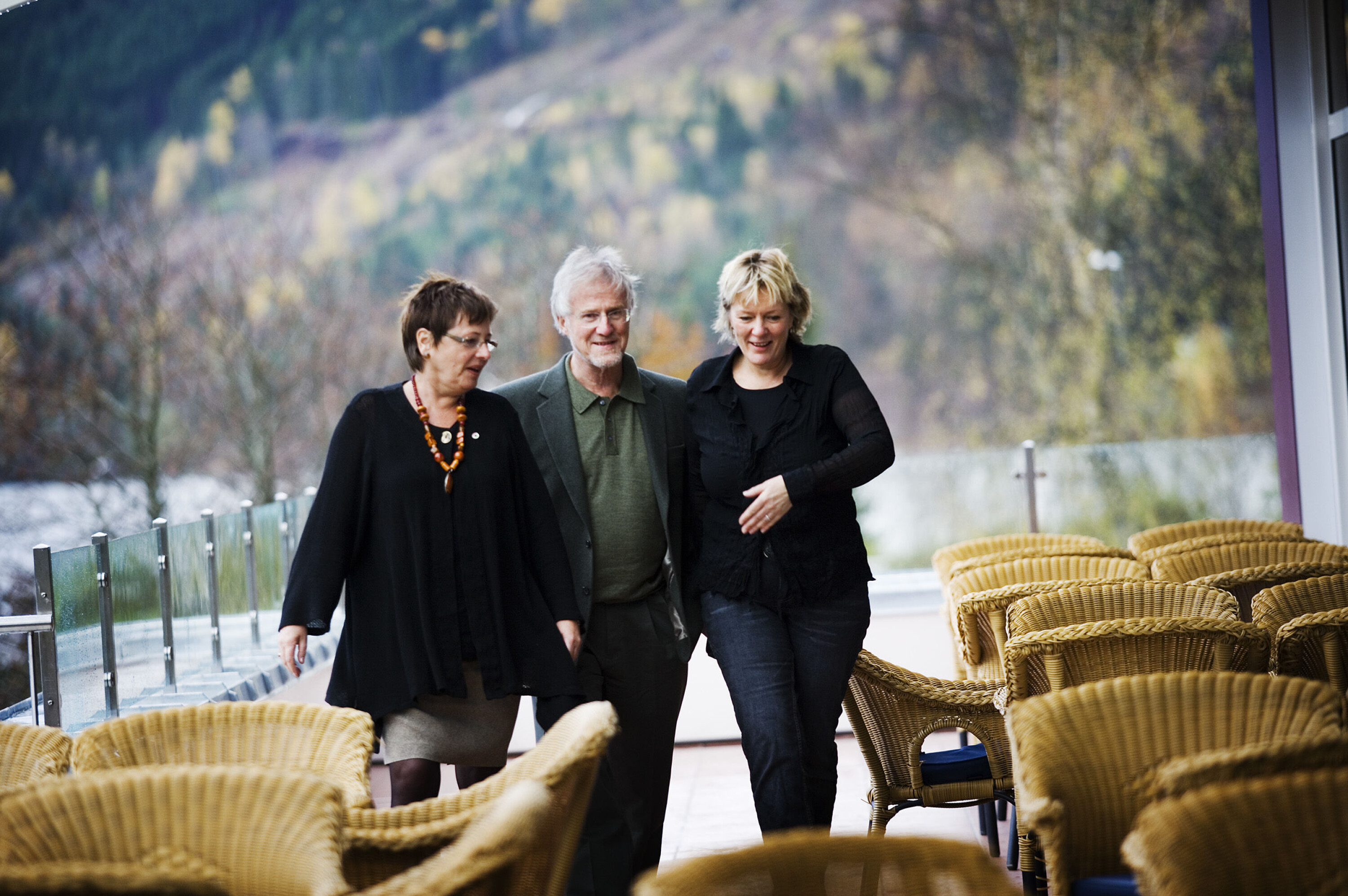 I 2006 gjestet både Gudmund Hernes og Kristin Clemet, Utdanningsforbundets landsmøte i Loen. Her sammen med daværende leder for Utdanningsforbundet, Helga Hjetland.