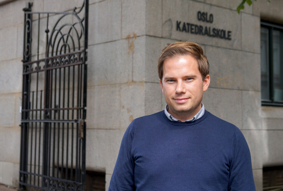 Halvard Hølleland tar leserne med på innsiden av Oslo katedralskole.