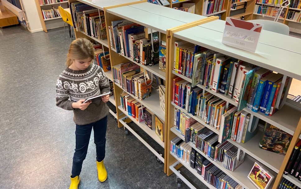 Kjempar for å behalde skolebiblioteket i lovverket