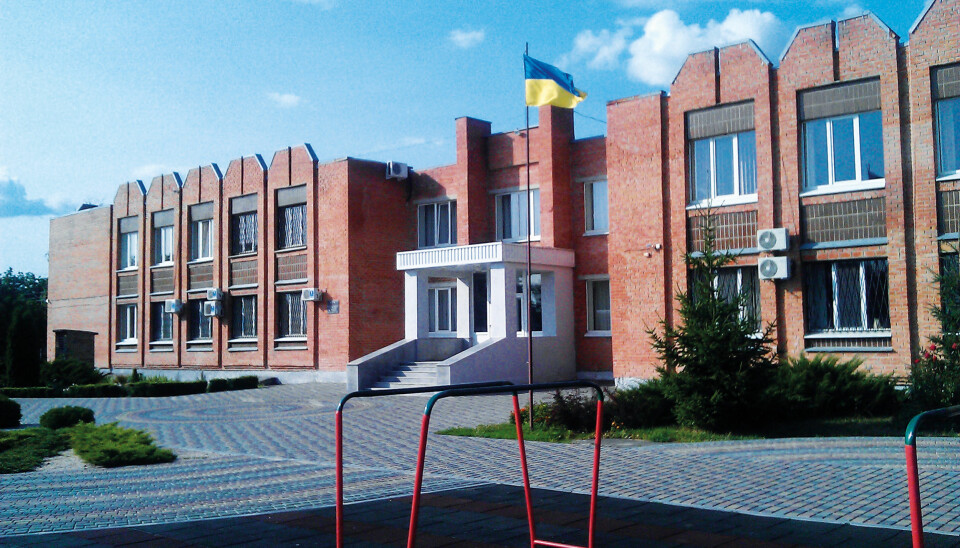 Fallande elevtal fører til at Ukraina har for mange lærarar, ifølgje finansdepartementet i landet.