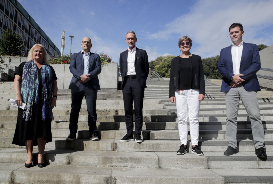 Fra v. Lizzie Ruud Thorkildsen, YS, Steffen Handal, Utdanningsforbundet, Tor Arne Gangsø, KS, Mette Nord, Fagforbundet og Jan Olav Birkenhagen, Akademikerne Kommune, rett før hovedtariffoppgjøret 2020 i kommunal sektor starter., Fra v. Lizzie Ruud Thorkildsen, YS, Steffen Handal, Utdanningsforbundet, Tor Arne Gangsø, KS, Mette Nord, Fagforbundet og Jan Olav Birkenhagen, Akademikerne Kommune, rett før hovedtariffoppgjøret 2020 i kommunal sektor starter.,