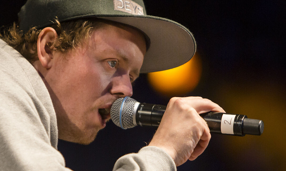 Jaa9 Rapper Rapperen Jaa9 ga lærerstudentene undervisning i rap og sanglyrikk