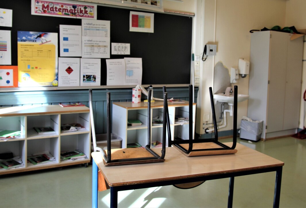 – I de få ukene som gjenstår av dette helt spesielle skolehalvåret, må all skoledriften skrelles ned til de viktigste kjerneoppgavene, sier lærer Jorunn Folkvord. – I de få ukene som gjenstår av dette helt spesielle skolehalvåret, må all skoledriften skrelles ned til de viktigste kjerneoppgavene, sier lærer Jorunn Folkvord.