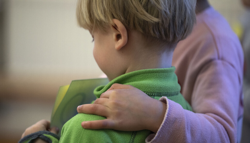 – Barna kjærlighet og nærhet, slik at de føler seg sterke, elsket og selvstendige, skriver Knut Løken. – Barna kjærlighet og nærhet, slik at de føler seg sterke, elsket og selvstendige, skriver Knut Løken.