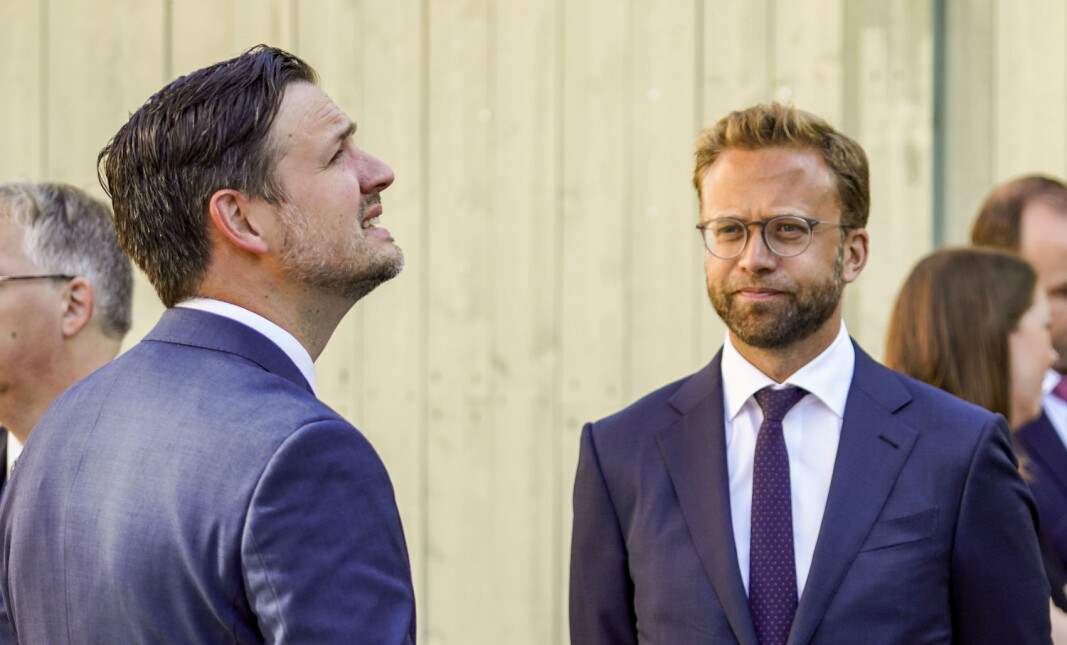 Kommunalminister Nikolai Astrup lover mer penger til kommunene. Kommunalminister Nikolai Astrup lover mer penger til kommunene.