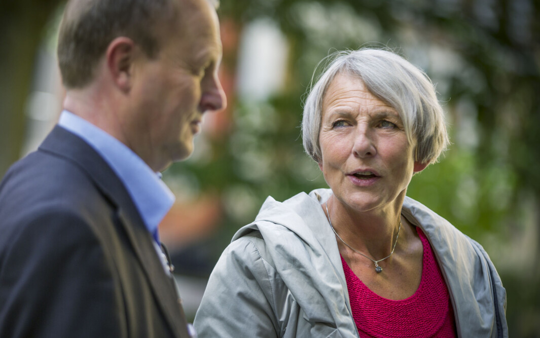 Anne Finborud (t.h), leder i Skolenes Landsforbund, vil ha ekstra bemanning i skolen ut året. Anne Finborud (t.h), leder i Skolenes Landsforbund, vil ha ekstra bemanning i skolen ut året.