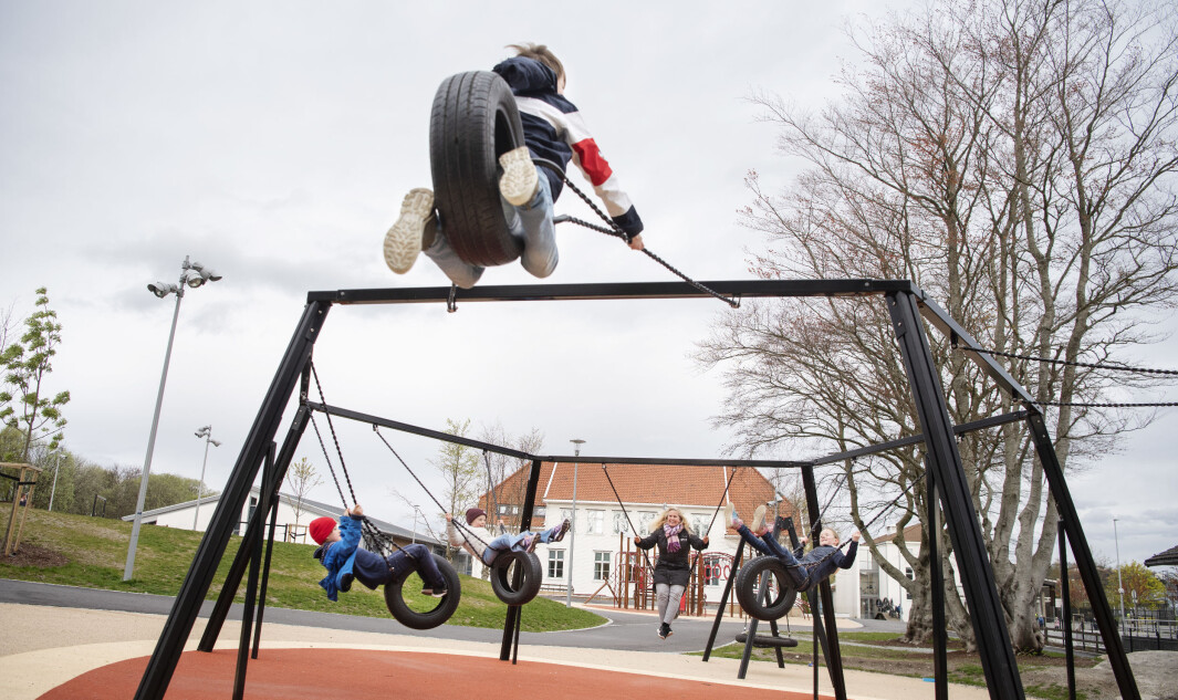 Ved Jåtten skole i Stavanger fikk de faglært personale inn i SFO – nå slutter ingen, og sykefraværet har gått ned. Ved Jåtten skole i Stavanger fikk de faglært personale inn i SFO – nå slutter ingen, og sykefraværet har gått ned.