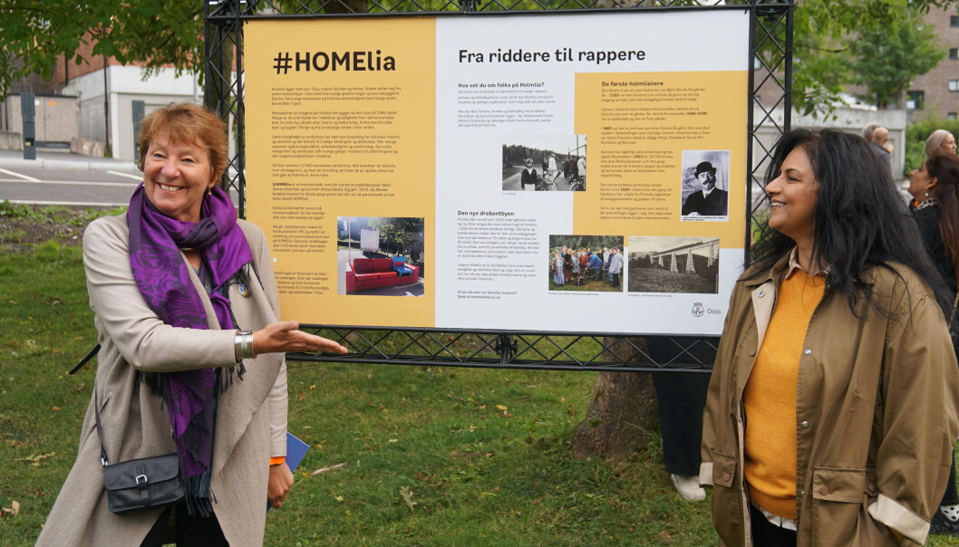 Oslos ordfører Marianne Borgen (SV) åpnet fotoutstilllingen HOMElia laget av fotojournalist Iffit Qureshi. Oslos ordfører Marianne Borgen (SV) åpnet fotoutstilllingen HOMElia laget av fotojournalist Iffit Qureshi.