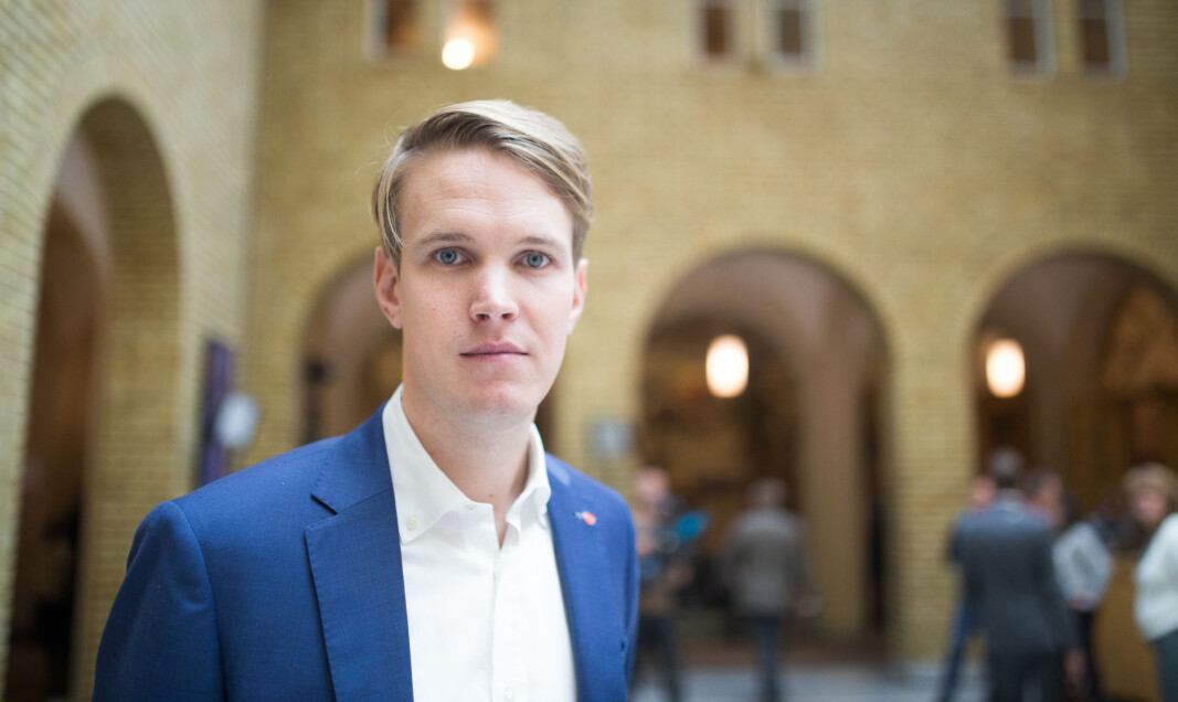 Arbeiderpartiets Torstein Tvedt Solberg er bekymret for opplæringen yrkesfagelevene får når skolene mangler nødvendig utstyr.. Arbeiderpartiets Torstein Tvedt Solberg er bekymret for opplæringen yrkesfagelevene får når skolene mangler nødvendig utstyr..