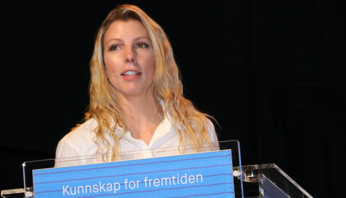 Pedagogisk leder Lindi Helene Solberg i I Karljohansveien barnehage i Horten sier mindre barnegrupper førte til at samtlige barn utviklet sin sosiale kompetanse og samarbeidet i lek på en helt annen måte enn tidligere. Barna lekte også mer, forteller hun. Pedagogisk leder Lindi Helene Solberg i I Karljohansveien barnehage i Horten sier mindre barnegrupper førte til at samtlige barn utviklet sin sosiale kompetanse og samarbeidet i lek på en helt annen måte enn tidligere. Barna lekte også mer, forteller hun.