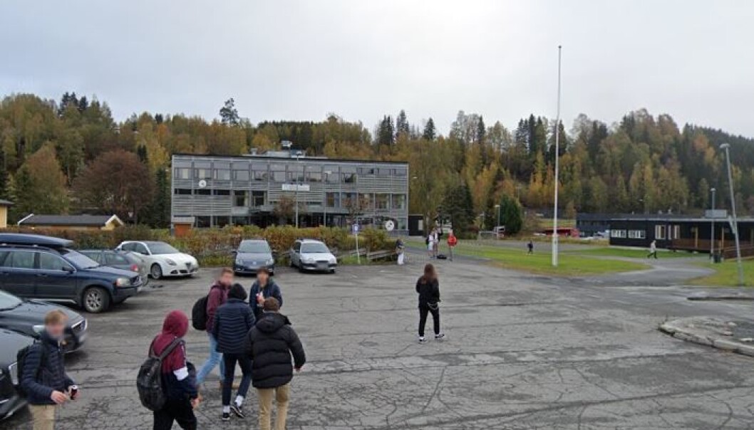 Vardal ungdomsskole i Gjøvik holder stengt til 2. november. Vardal ungdomsskole i Gjøvik holder stengt til 2. november.