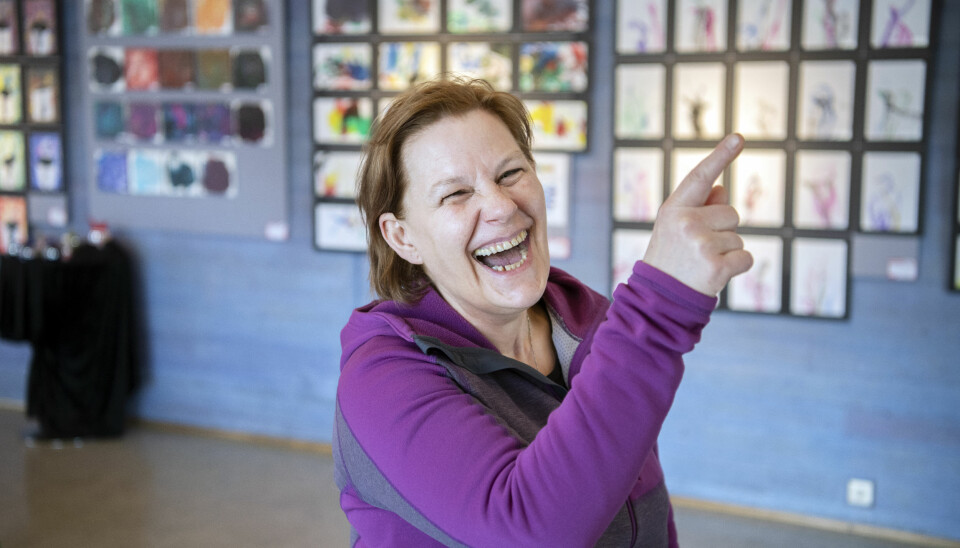 Daglig leder Birgitta Czyz mener barnehagens kunstutstilling er en av årets beste dager.
