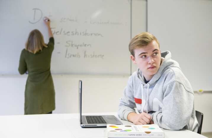 Utdaningsforbundet mener ekspertgruppen som har sett på smittetiltak i skoler og barnehager har glemt lærernes trygghet.