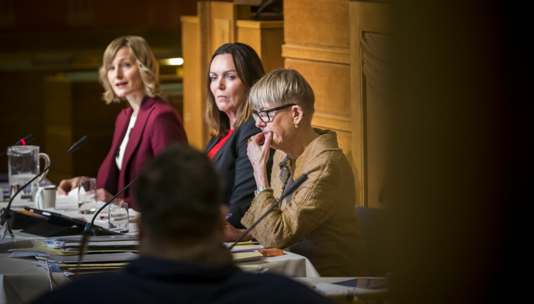 I oktober i fjor møtte skolebyråd Inga Marte Thorkildsen, fungerende skoledirektør Kari Andreassen og tidligere skoledirektør Astrid Søgnen til høring i bystyret.