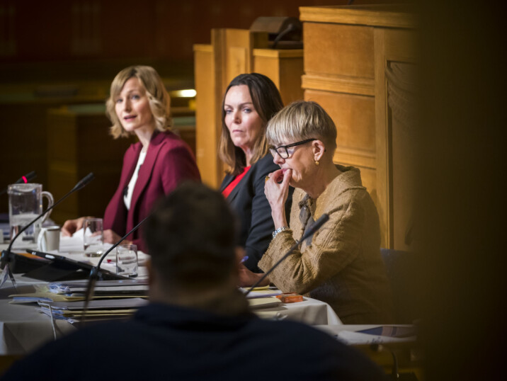 I oktober i fjor møtte skolebyråd Inga Marte Thorkildsen, fungerende skoledirektør Kari Andreassen og tidligere skoledirektør Astrid Søgnen til høring i bystyret.