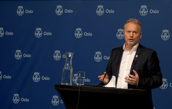 - Rødt nivå på skolen er en tøff beskjed, sier Raymond Johansen. - Rødt nivå på skolen er en tøff beskjed, sier Raymond Johansen.