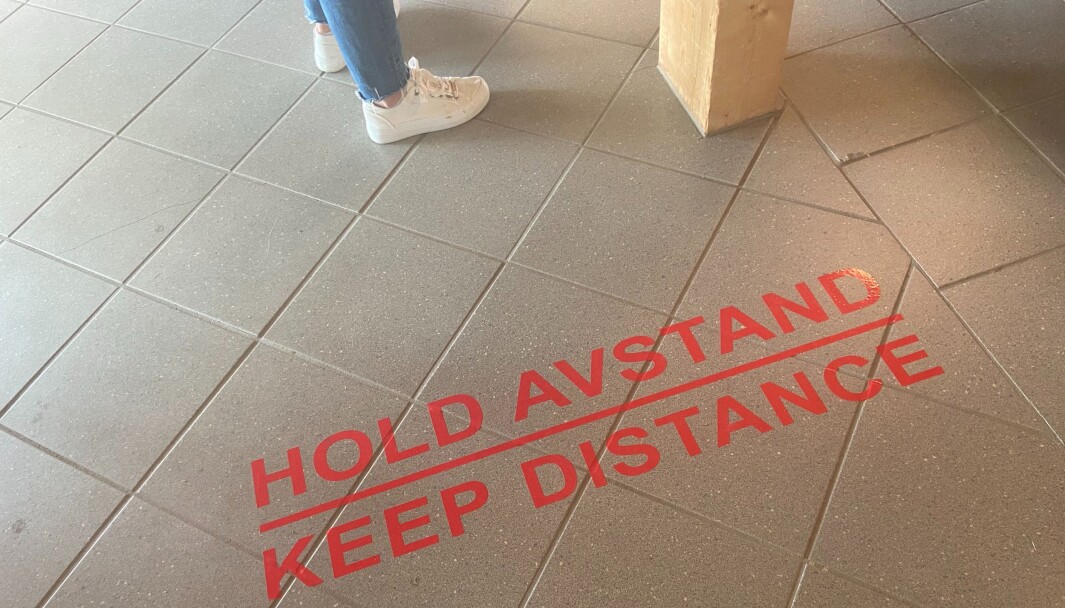Vi vasket hender, vi holdt avstand, vi låste dører, men viruset kom snikende likevel, skriver innsenderen. Vi vasket hender, vi holdt avstand, vi låste dører, men viruset kom snikende likevel, skriver innsenderen.